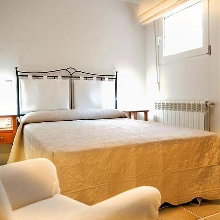גלפגאר Apartamentos Individuales Con Piscina מראה חיצוני תמונה