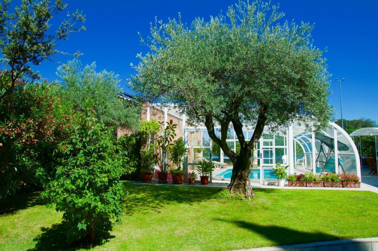 גלפגאר Apartamentos Individuales Con Piscina מראה חיצוני תמונה