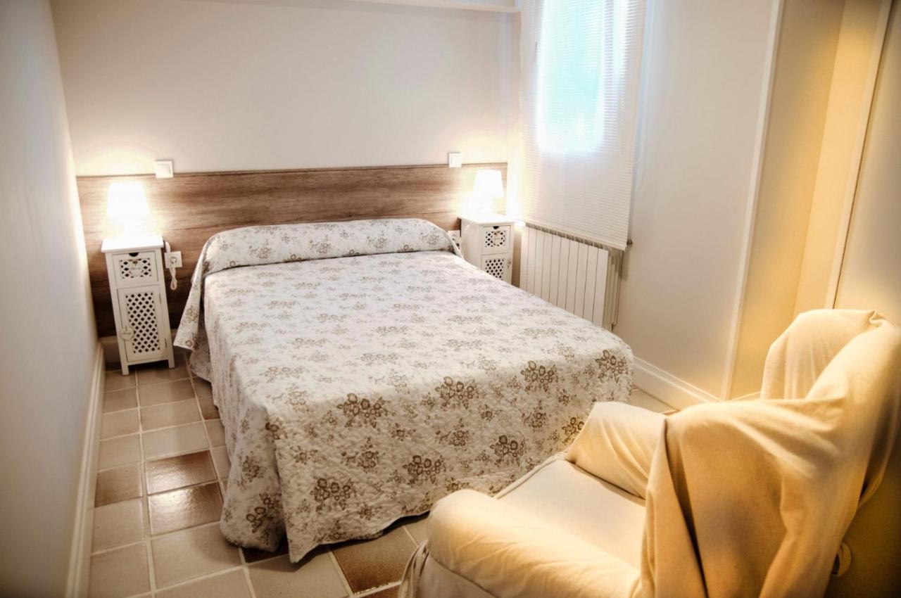 גלפגאר Apartamentos Individuales Con Piscina מראה חיצוני תמונה